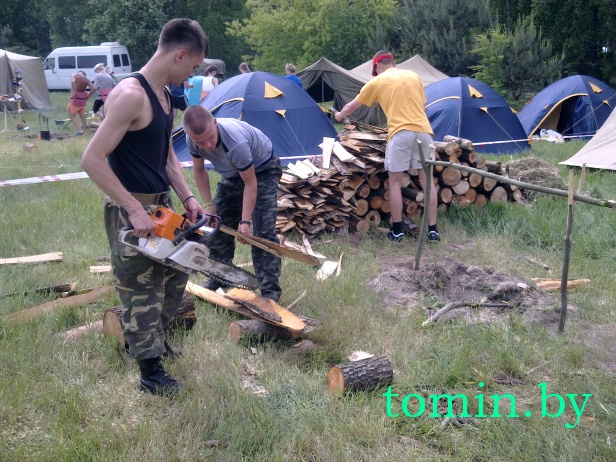 Полевой лагерь юных спасателей развернулся в Жабинковском районе