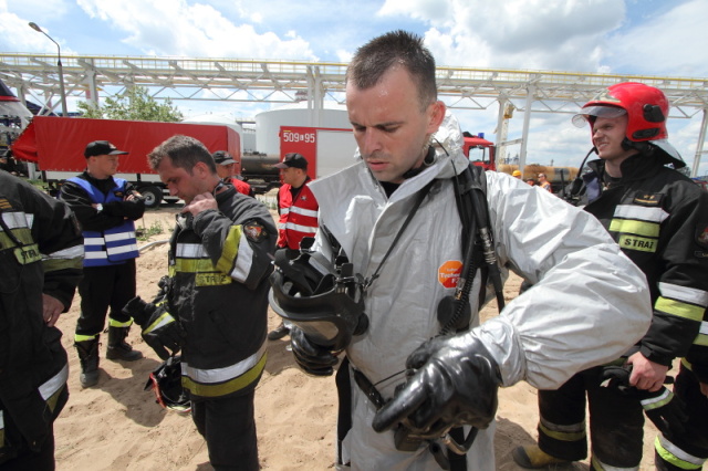 Брестские спасатели впервые приняли участие в масштабных учениях за рубежом (фото)
