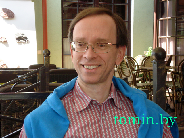 Профессор Марк Ван Хюлле, читающий мысли, часто бывает в Бресте (фото)