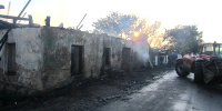В деревне Волчин Каменецкого района огнем уничтожена водяная мельница XIX века - фото