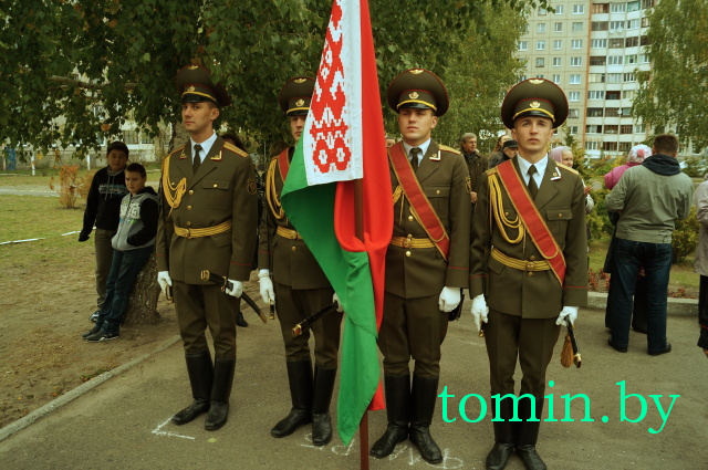 «Жизнь – Отечеству, честь – никому!»: брестским кадетам торжественно вручили знамя - фото