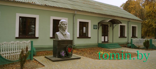 На реставрацию единственного в Беларуси бюста Костюшко нет денег (фото)