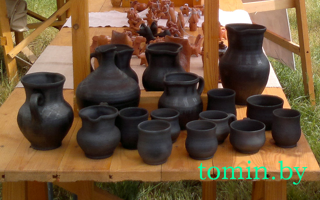 Ружанская чернозадымленная керамика  - фото