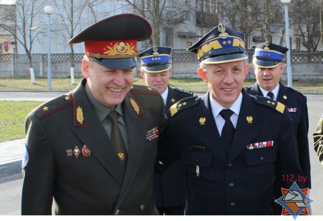 В Бресте встретились министр по ЧС Беларуси и главный комендант Государственной пожарной службы Польши - фото