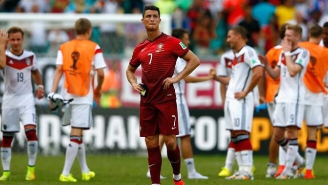 ЧМ-2014 по футболу: мирные «львы» и «суперорлы», беспощадная Бундесманшафт - фото