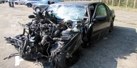 В Минске сотрудник автомойки угнал и разбил БМВ своего начальника - фото