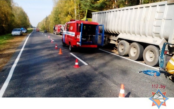 В Смолевичском районе «Фиат» врезался в грузовой МАН, погибли четыре человека - фото
