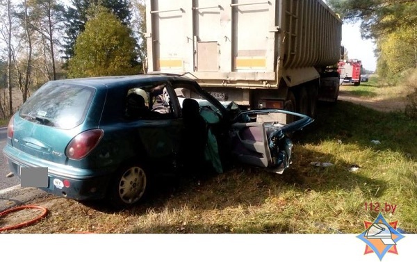 В Смолевичском районе «Фиат» врезался в грузовой МАН, погибли четыре человека - фото