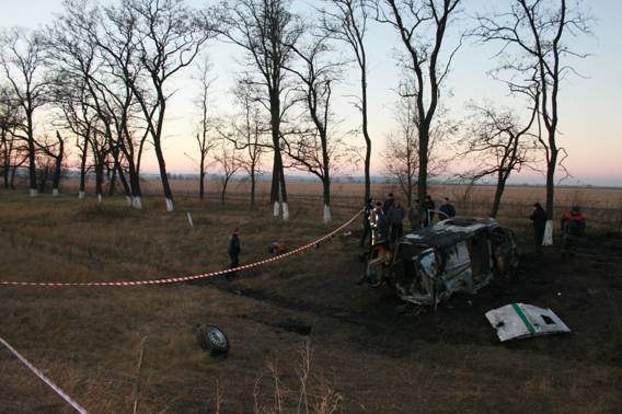 В Днепропетровской области машину инкассаторов расстреляли из гранатомета: четыре человека погибли - фото