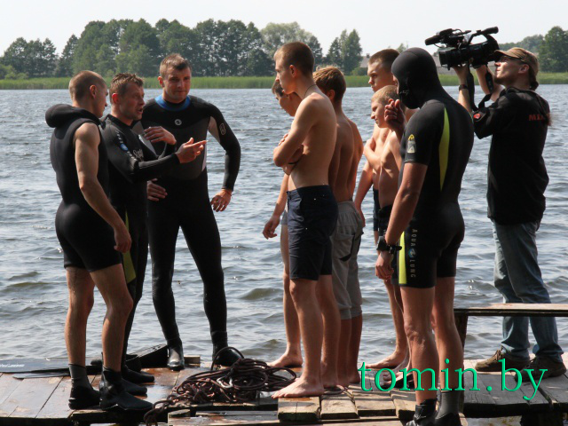 «Безопасность в наших руках - 2015»: масштабный мастер-класс провели спасатели на озере Медное Брестского района - фото