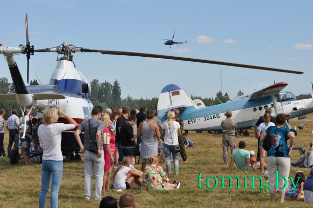Авиационный праздник в честь 80-летия Могилевского аэроклуба ДОСААФ – фото