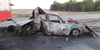 В Червенском районе после столкновения с «Мерседесом» загорелся ВАЗ: погибли водитель и пассажирка - фото