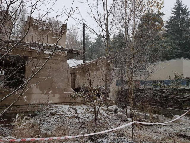 В Могилеве на детей упала железобетонная плита перекрытия в недостроенном частном доме на ул. Загородное шоссе - фото