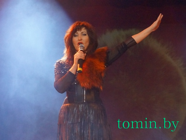В Бресте большим концертом  «Рожденные в СССР-2» отметили  7 ноября. Фото Тамары ТИБОРОВСКОЙ