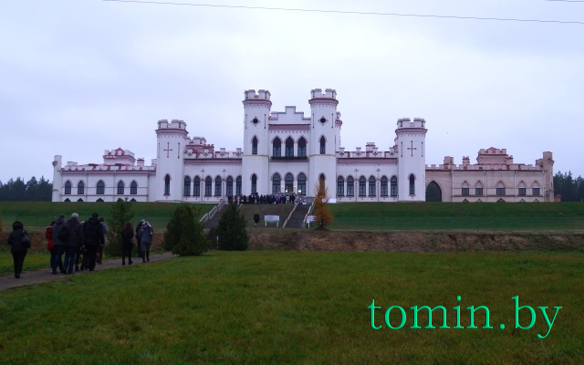 Дворец Пусловских в Коссово, 10 ноября 2017 года. Фото Тамары ТИБОРОВСКОЙ