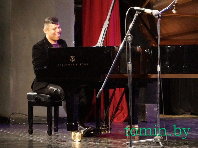 Американский пианист Бенито Гонсалес.  Фото Тамары ТИБОРОВСКОЙ