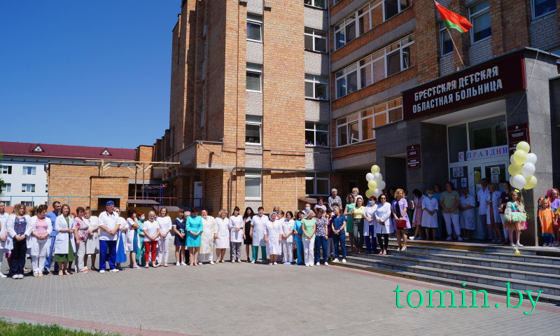 День медработника: праздник в Брестской детской областной больнице - фото