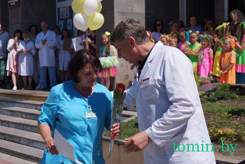 День медработника: праздник в Брестской детской областной больнице - фото