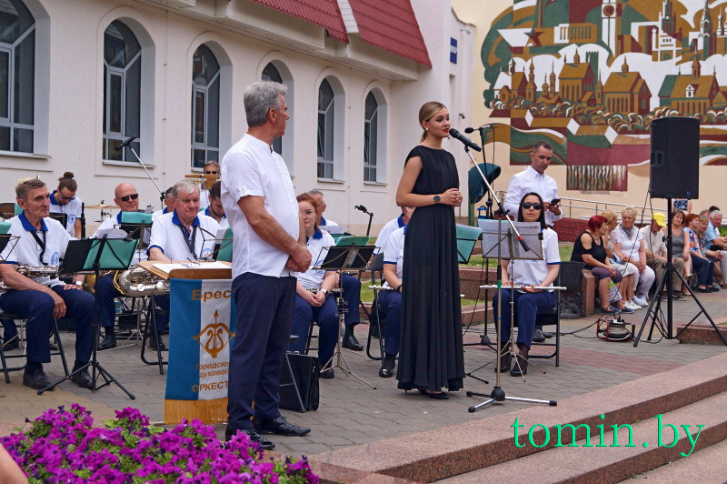 Брестский городской оркестр духовой и эстрадной музыки - фото