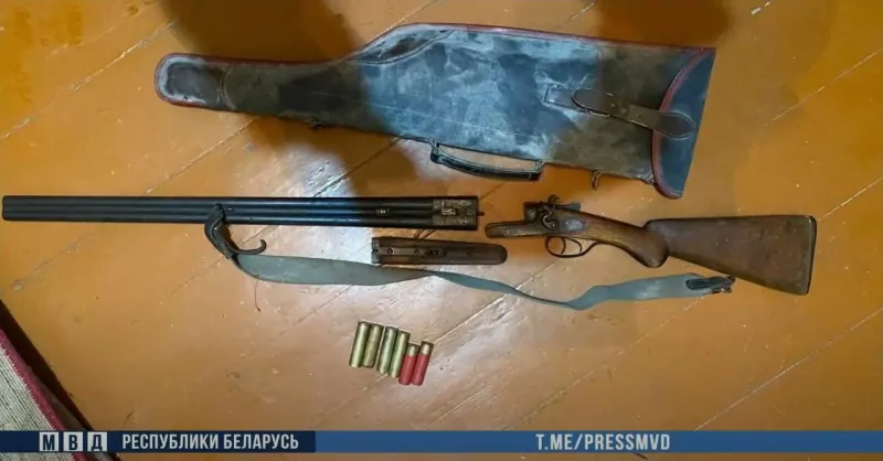 В Ляховичском районе задержали браконьеров: в ходе обысков изъят оружейный арсенал
