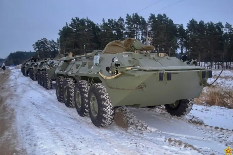В Беларусь прибыл эшелон с новыми российскими БТР-82А