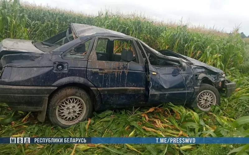 В Ивановском районе перевернулся «Фольксваген»: водитель погиб, четверо пассажиров в больнице