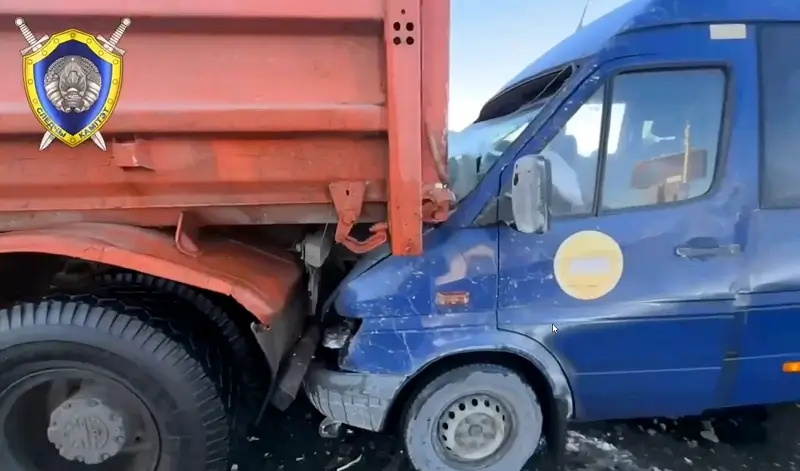 ДТП в Минске: на Немиге столкнулись две маршрутки и грузовик, восемь пострадавших