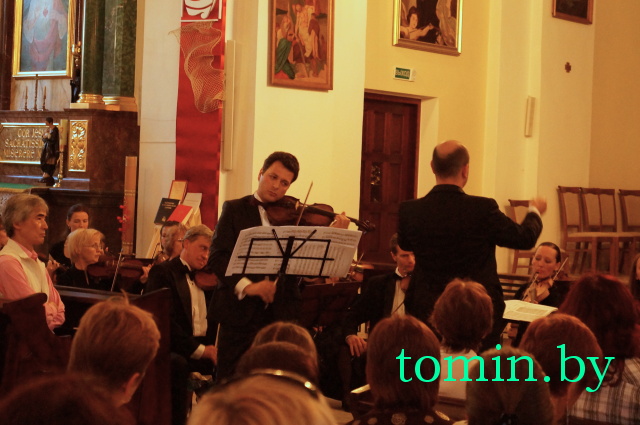 «Времена года» в Бресте: 15 лет спустя с Тиграном Майтесяном и камерным оркестром (фото) 