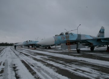 Белорусские и российские военные летчики заступили на совместное боевое дежурство в Барановичах  - фото