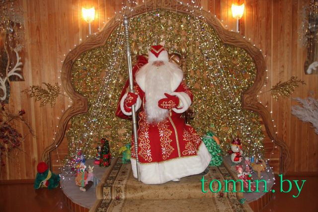 Поместье Деда Мороза в Беловежской пуще. Фото Тамары ТИБОРОВСКОЙ