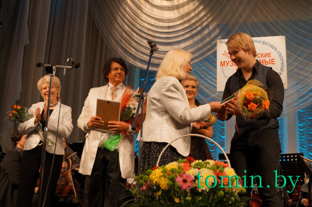 Триумфально прошел в Бресте первый концерт фестиваля «Январские музыкальные вечера». Фото Тамары ТИБОРОВСКОЙ.