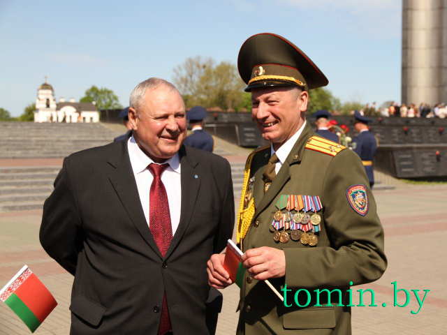  9 мая 2015 года, Брестская крепость. Александр Палышенков (слева) и Константин Шершунович - фото