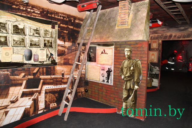 Музей пожарной службы в Бресте - фото