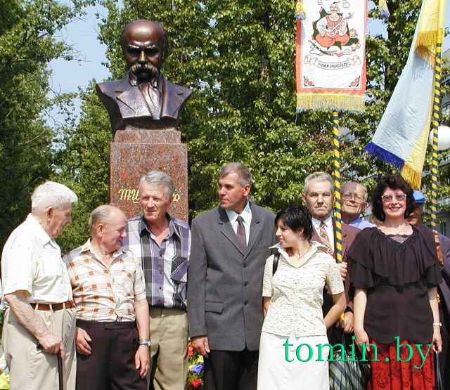 Памятник Тарасу Шевченко в Бресте. Фото Александра Климовича