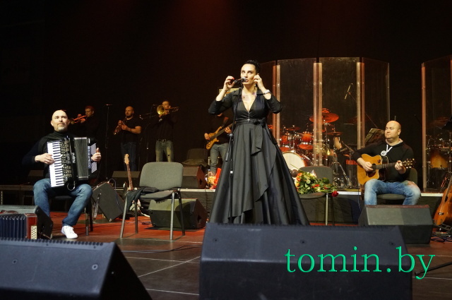 Концерт Елены Ваенги в Бресте - фото Тамары ТИБОРОВСКОЙ