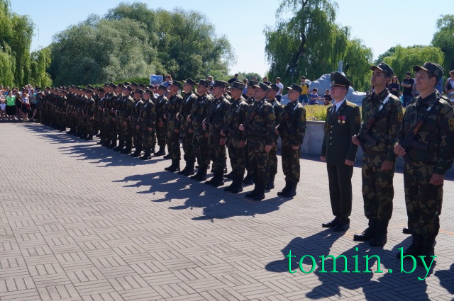 Военная присяга в Брестской крепости. Фото Тамары ТИБОРОВСКОЙ
