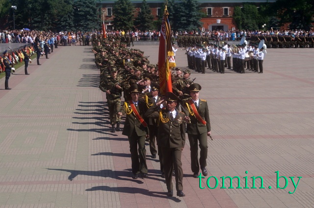Военная присяга в Брестской крепости.  Фото Тамары ТИБОРОВСКОЙ