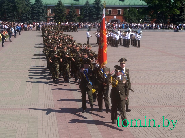 Военная присяга в Брестской крепости.  Фото Тамары ТИБОРОВСКОЙ