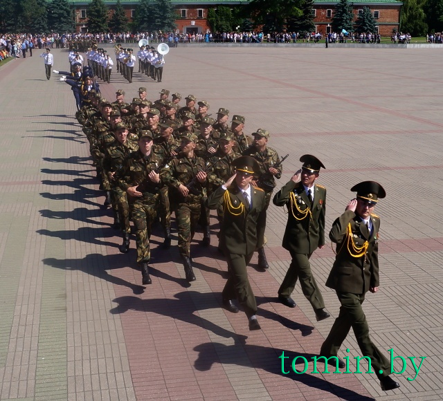 Военная присяга в Брестской крепости.  Фото Тамары ТИБОРОВСКОЙ