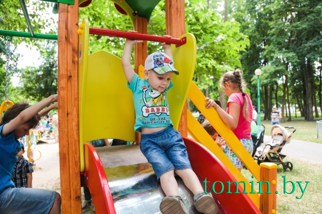 В Брестском парке культуры и отдыха открыли детский городок «Сочный дворик» - фото