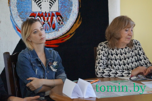 Критики Владислава Куприна (слева) и Людмила Громыко. Фото Тамары ТИБОРОВСКОЙ Критики Владислава Куприна (слева) и Людмила Громыко. Фото Тамары ТИБОРОВСКОЙ