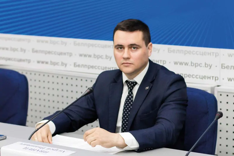 Министром образования стал 37-летний Андрей Иванец