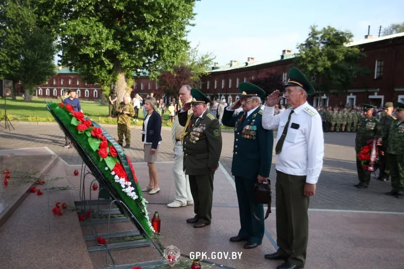 Акция «Боевой расчет» в Бресте: памяти павших на границе в июне 1941 года пограничников посвящается