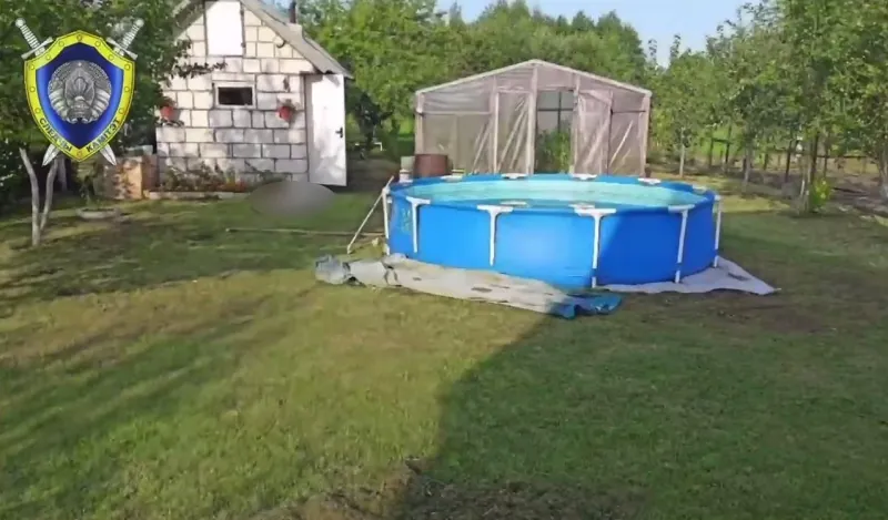 Житель Волковысского района откачивал воду из бассейна: его 10-летнего сына убило током