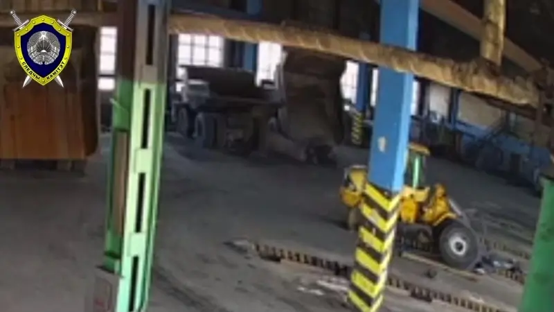 В Микашевичах отлетевшее колесо БелАЗа убило водителя