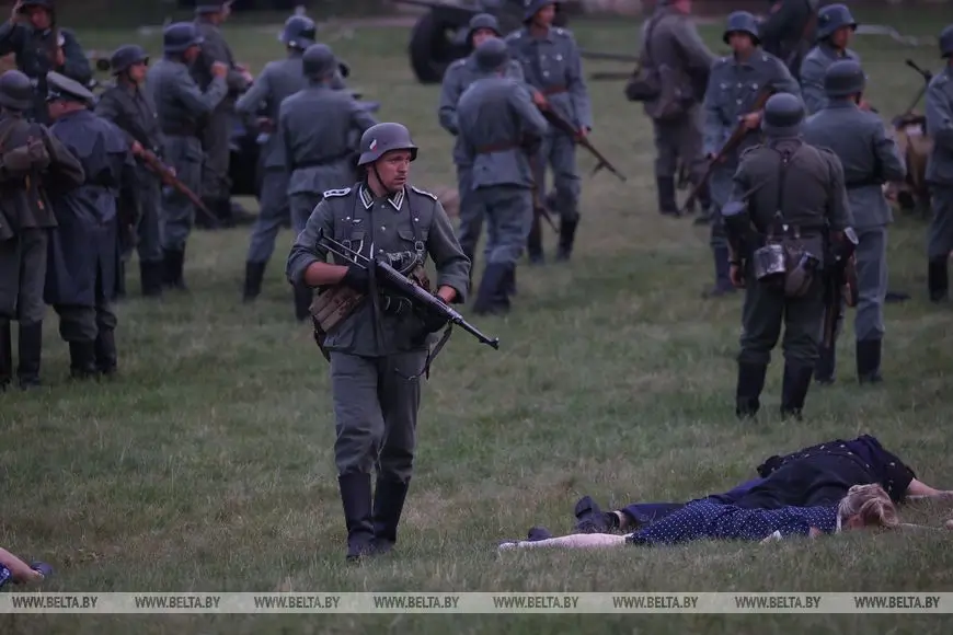 Эпизоды обороны Брестской крепости воссоздали 22 июня реконструкторы