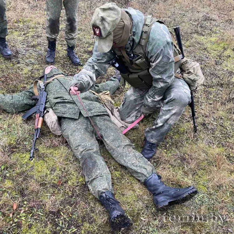 Оборона военного городка, маскировка техники и другие задачи: в Бресте зенитчики провели занятия по боевой готовности