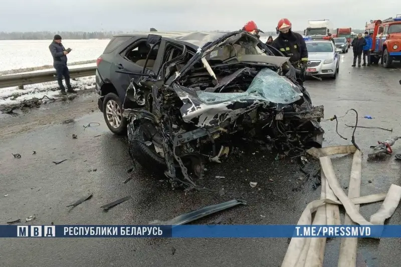 На М1 БМВ лоб в лоб врезался в «Шевроле»: двое погибших