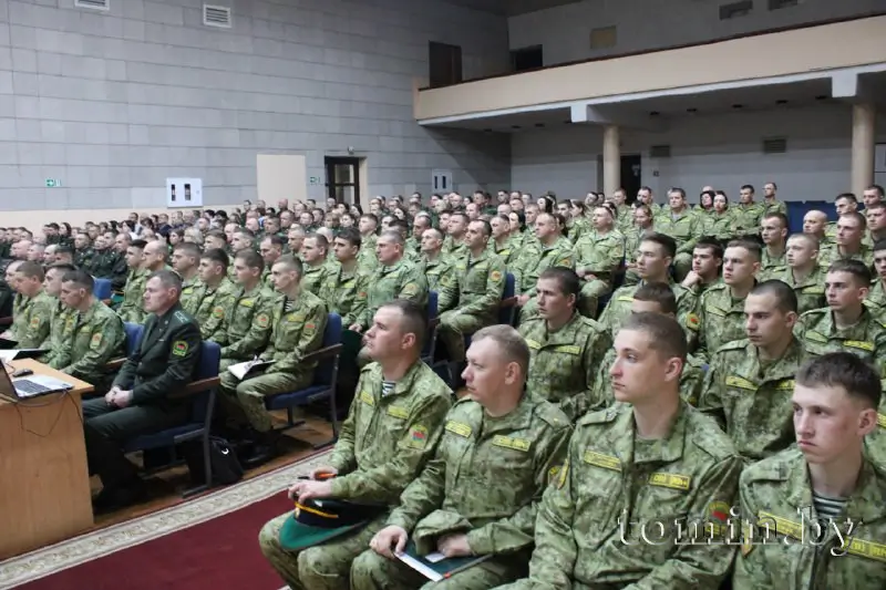Брестским пограничникам представили нового командира — полковника Сергея Савчука