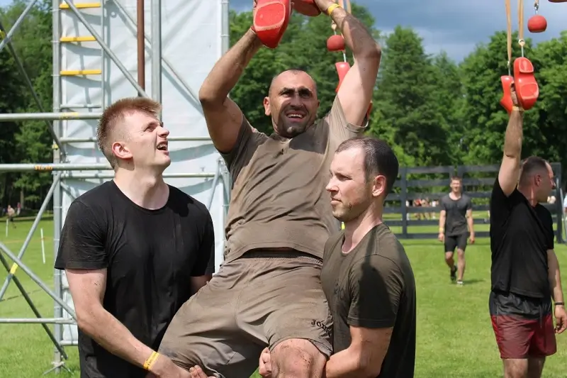 Спасатели Брестчины приняли участие в гонке с препятствиями «BISON RACE»